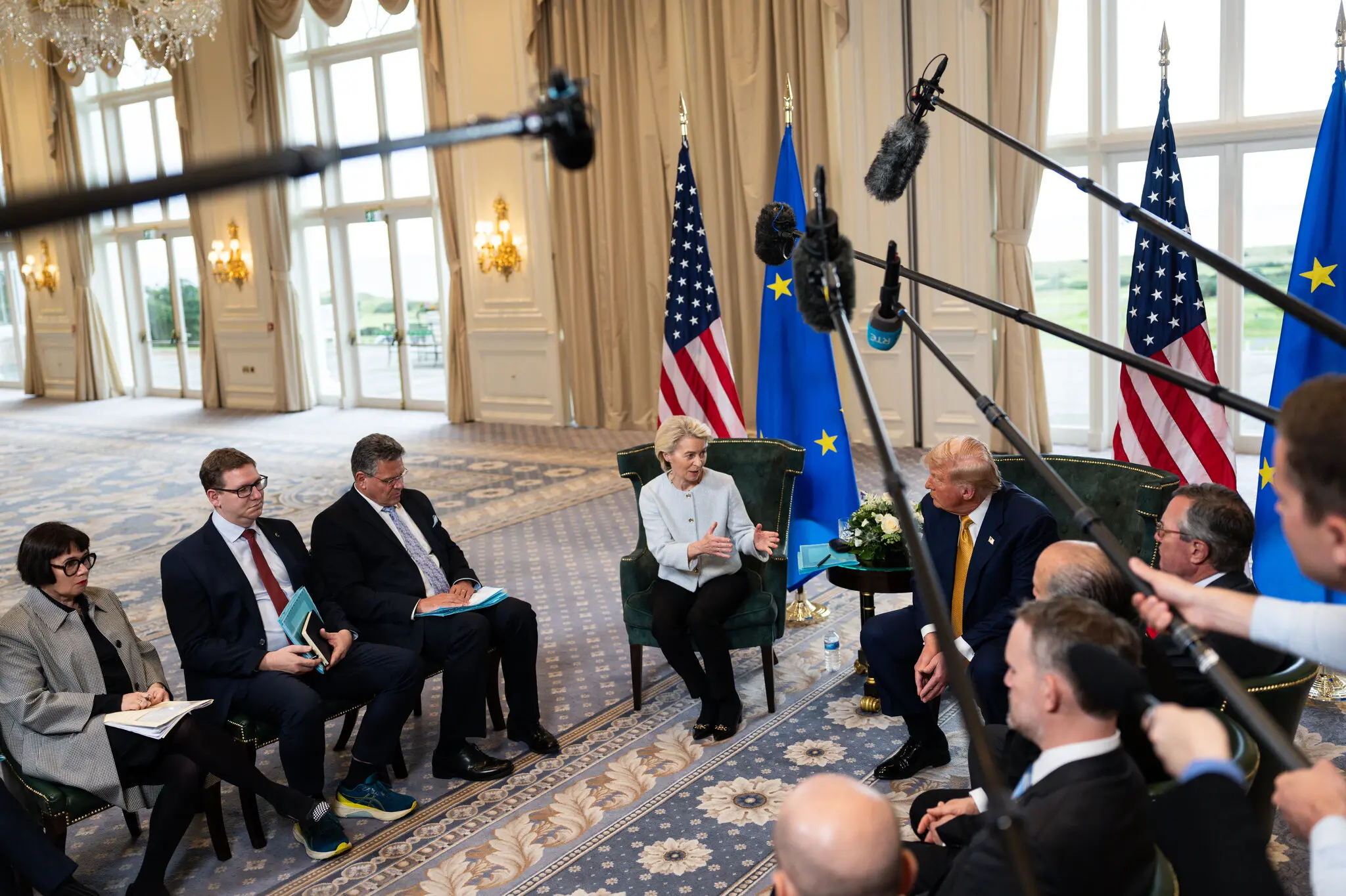 Трамп тиском і тарифами штовхає союзників до відкату кліматичних цілей